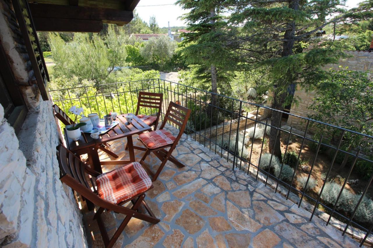 Stone House Skrivena Villa Pridraga Exterior photo