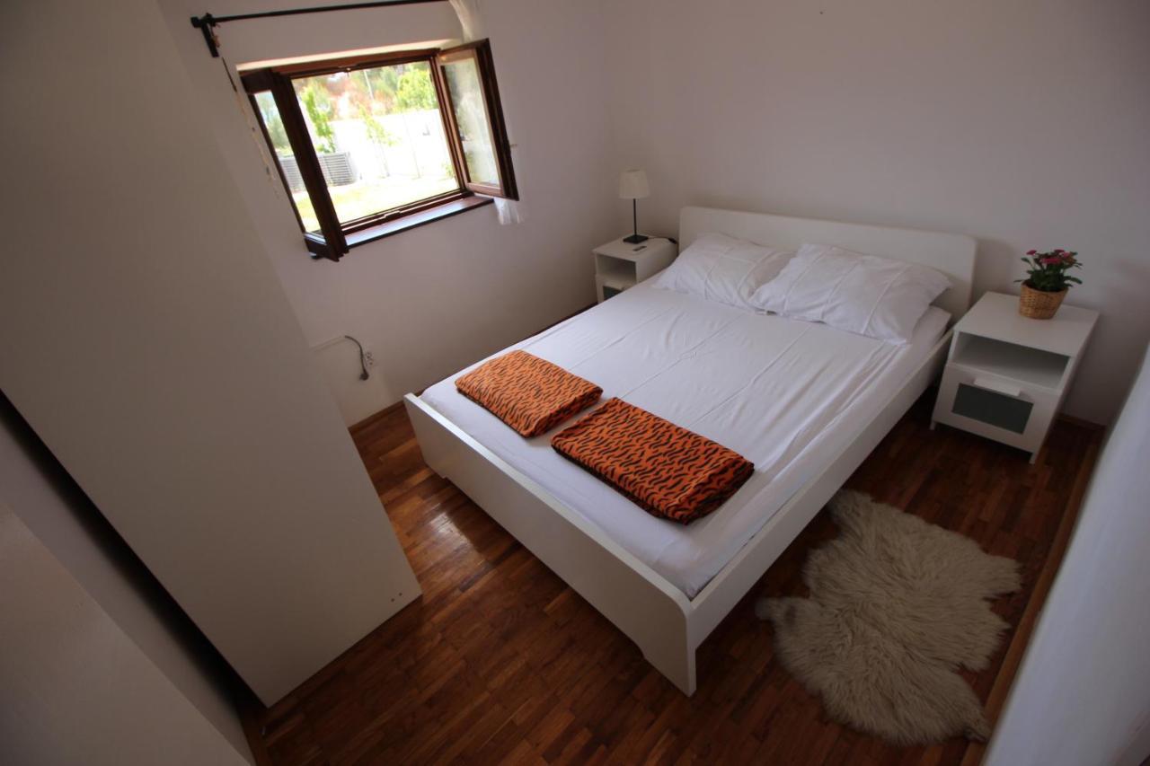 Stone House Skrivena Villa Pridraga Exterior photo